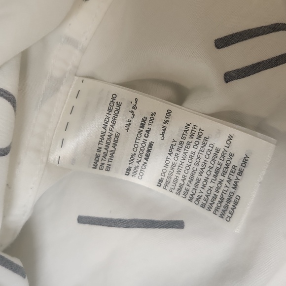 Chicos alphabet print button down, size XLarge (size 3) - Picture 7 of 7